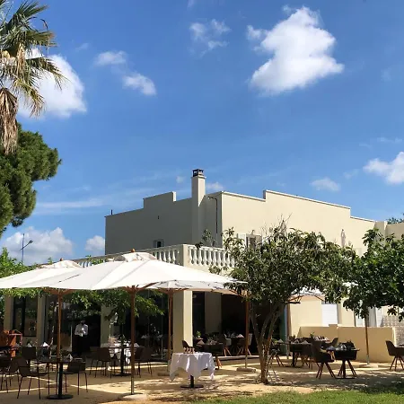 De La Hyeres